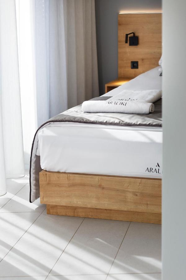Araliki Suites Полихроно Экстерьер фото