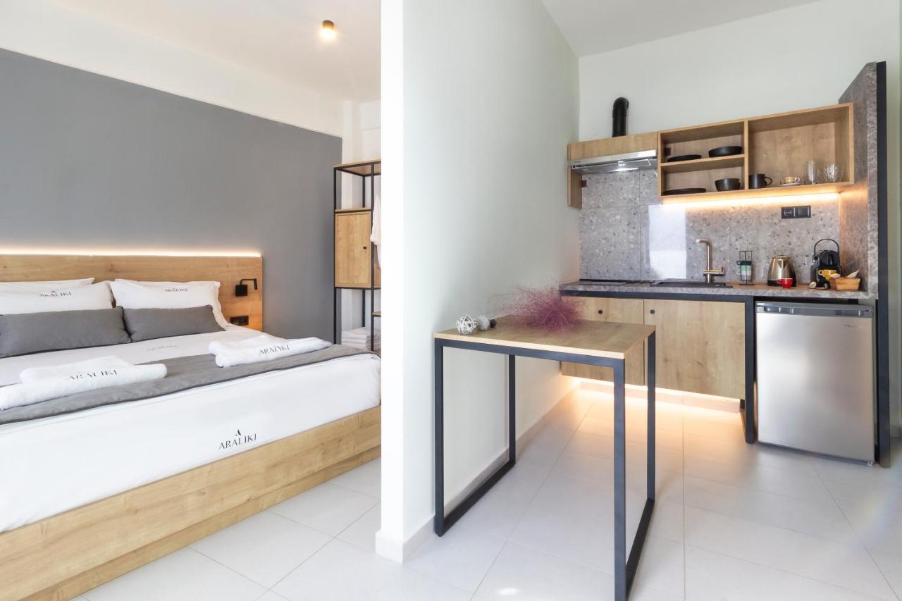 Araliki Suites Полихроно Экстерьер фото